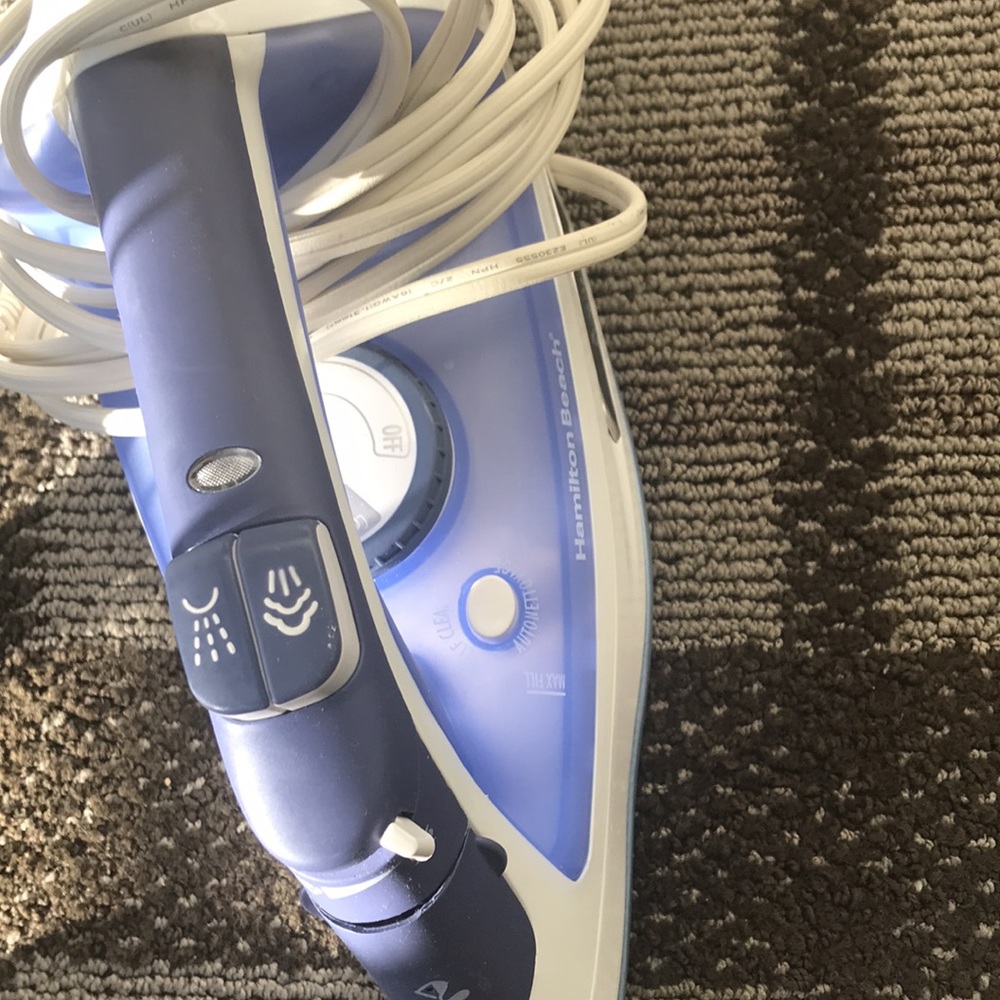 Electric Iron - Picture 4 of 4